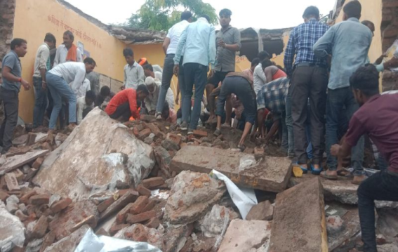 Jhalawar School Collapse: School roof collapsed in Jhalawar
